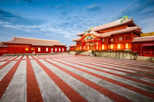 Νάχα Οκινάουα: Νάχα Οκινάουα. Κάστρο Shuri. Ιαπωνία. 
