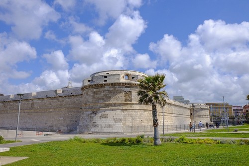 Τσιβιταβέκια - Ρώμη: Το φρούριο Μικελάντζελο στην Τσιβιταβέκια, το λιμάνι για της Ρώμης. Ιταλία.